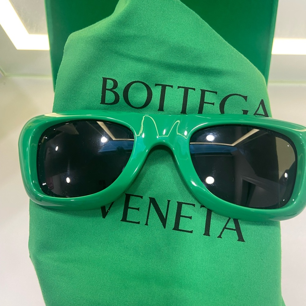 NEW* Bottega Veneta Green Sunglasses